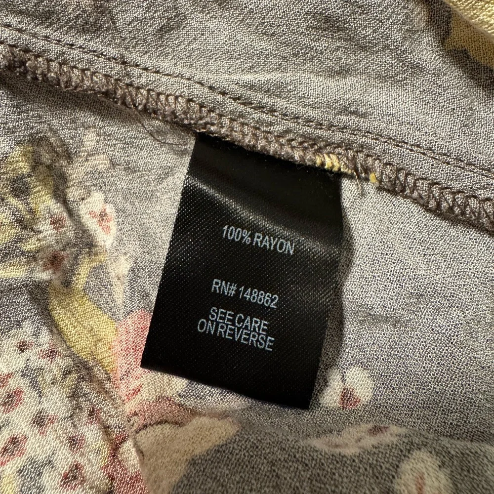 Torrid Babydoll Floral Peplum Blouse Charcoal Floral Boho Size 1x - Picture 8 of 8